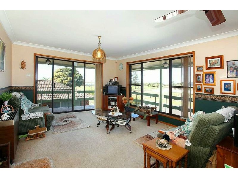 Lake Illawarra NSW 2528