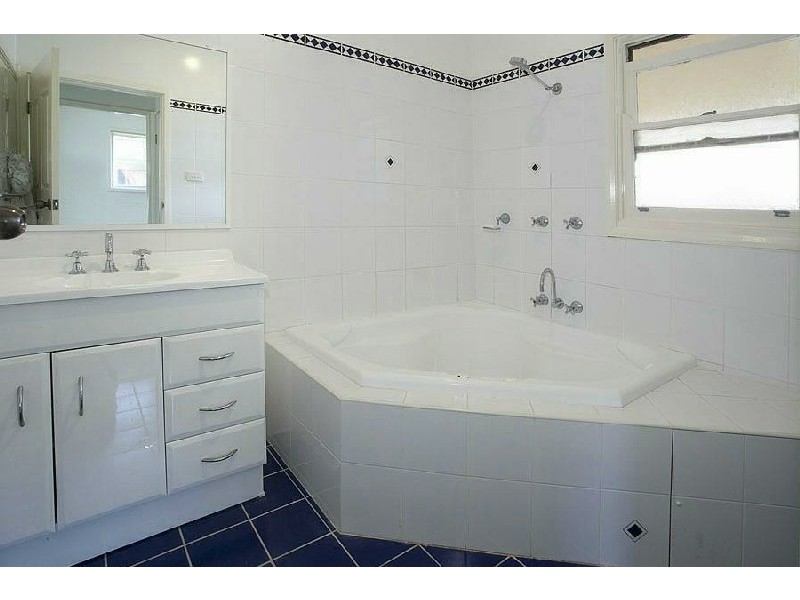 Barrack Heights NSW 2528