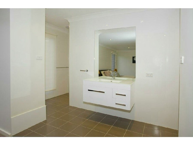 Flinders NSW 2529