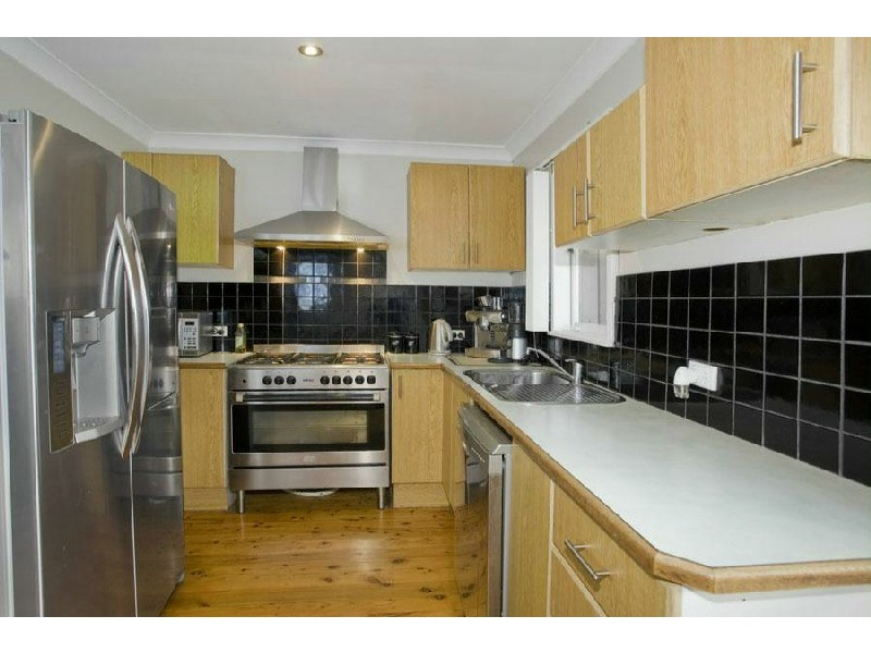 Barrack Heights NSW 2528