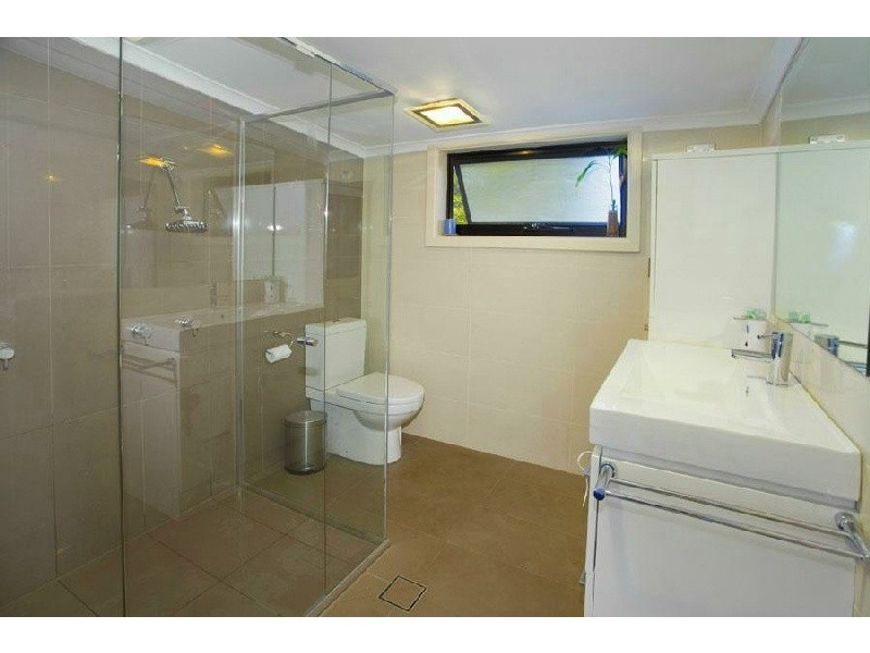 Lake Heights NSW 2502