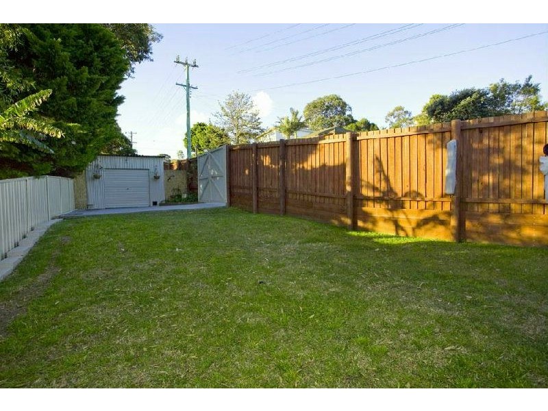 Lake Heights NSW 2502