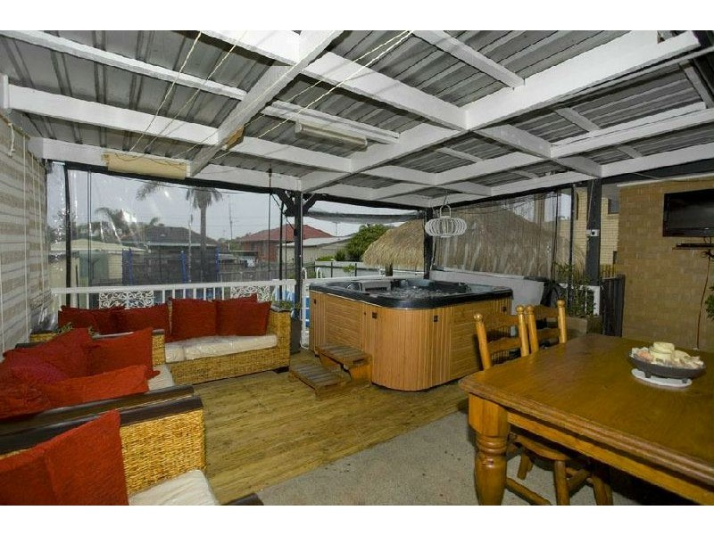 Barrack Heights NSW 2528