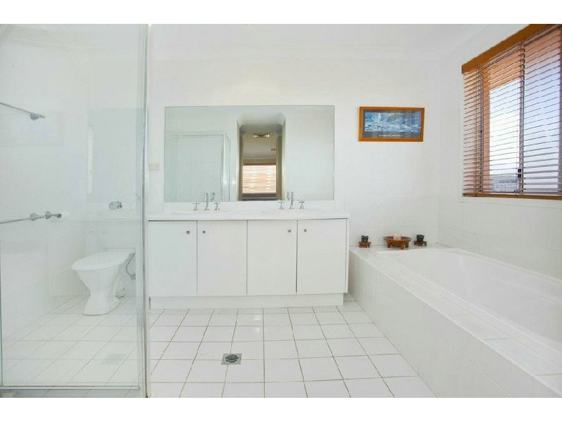 Flinders NSW 2529