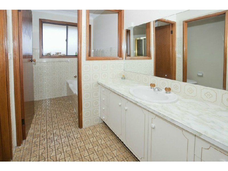 Mount Warrigal NSW 2528