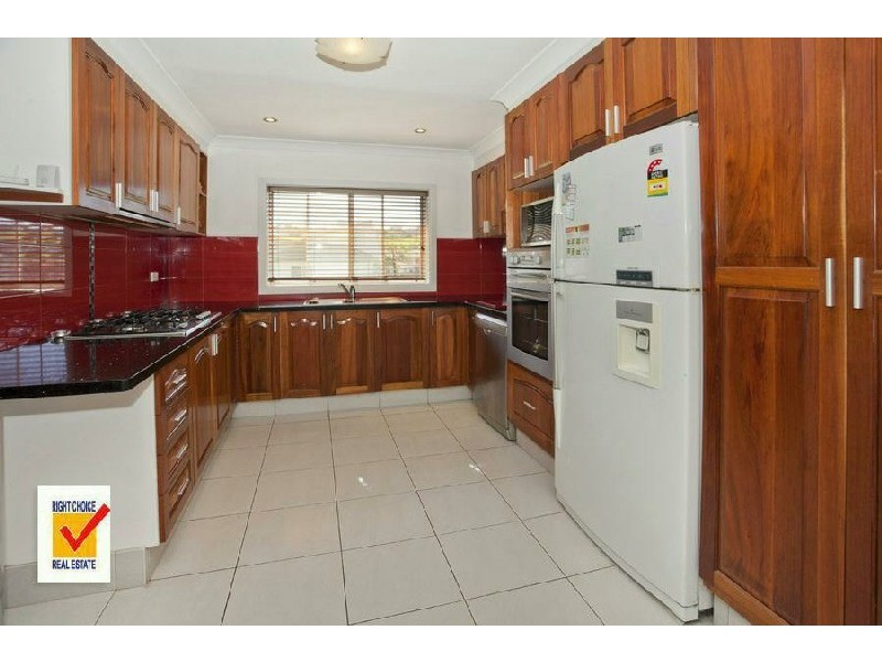 Lake Heights NSW 2502