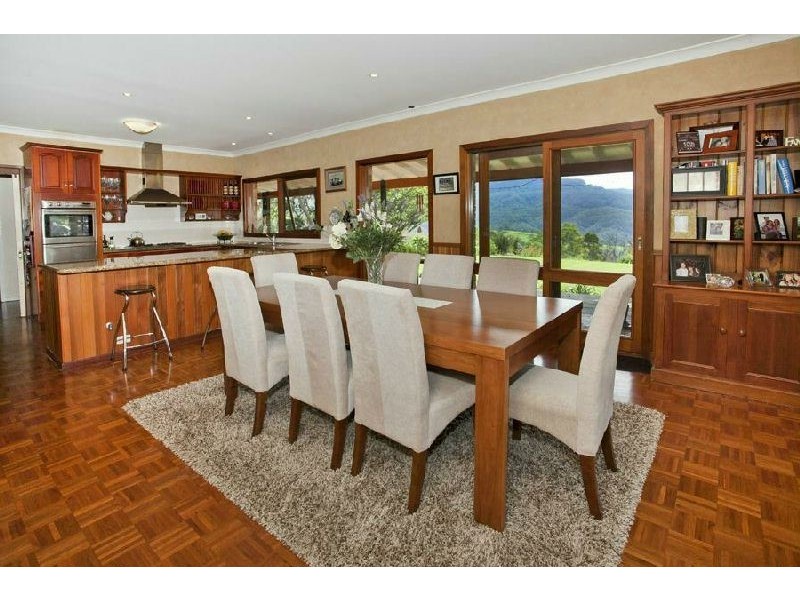 Calderwood NSW 2527