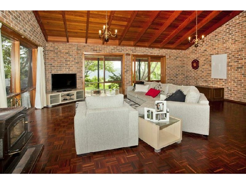 Calderwood NSW 2527