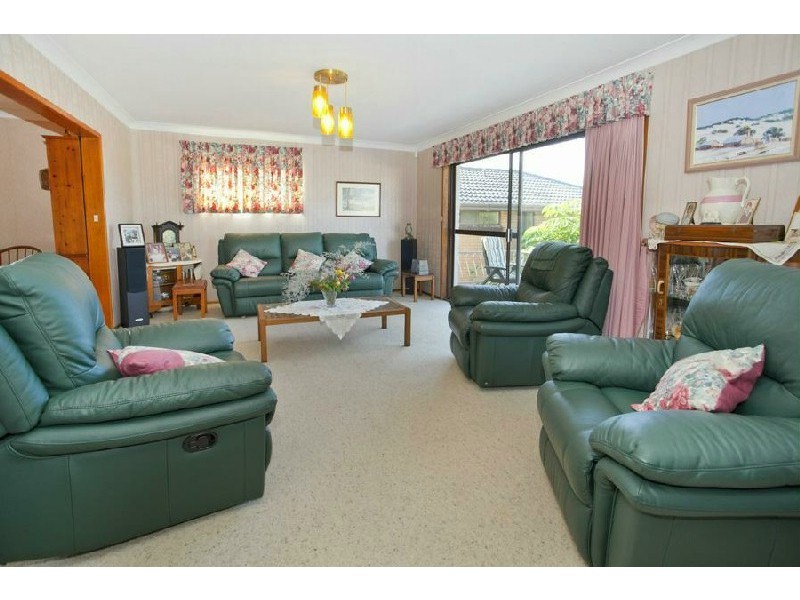 Mount Warrigal NSW 2528