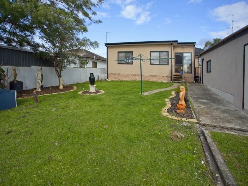 Barrack Heights NSW 2528