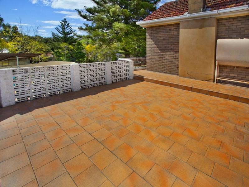Mangerton NSW 2500