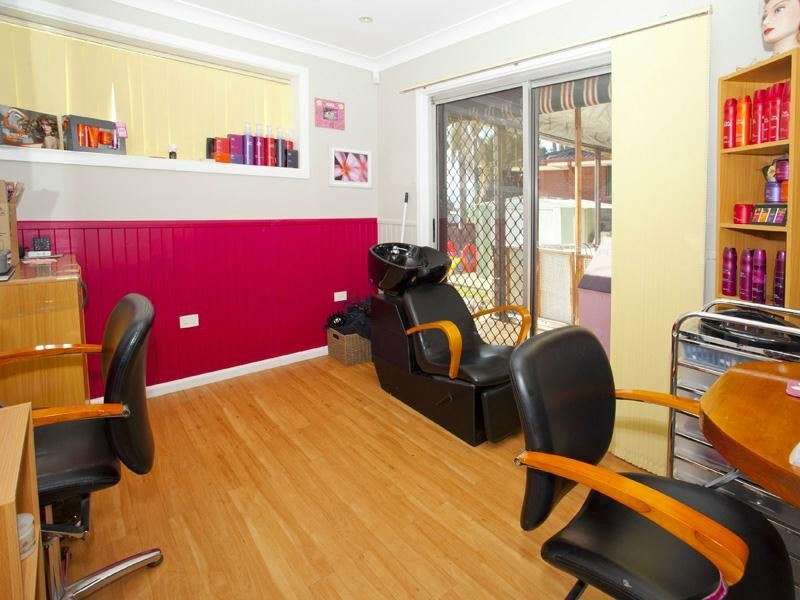 Mount Warrigal NSW 2528