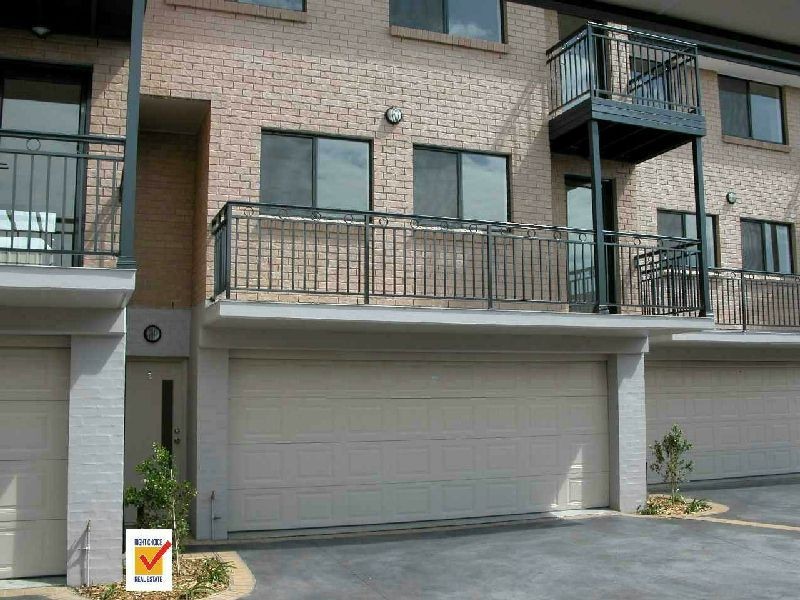 Lake Heights NSW 2502