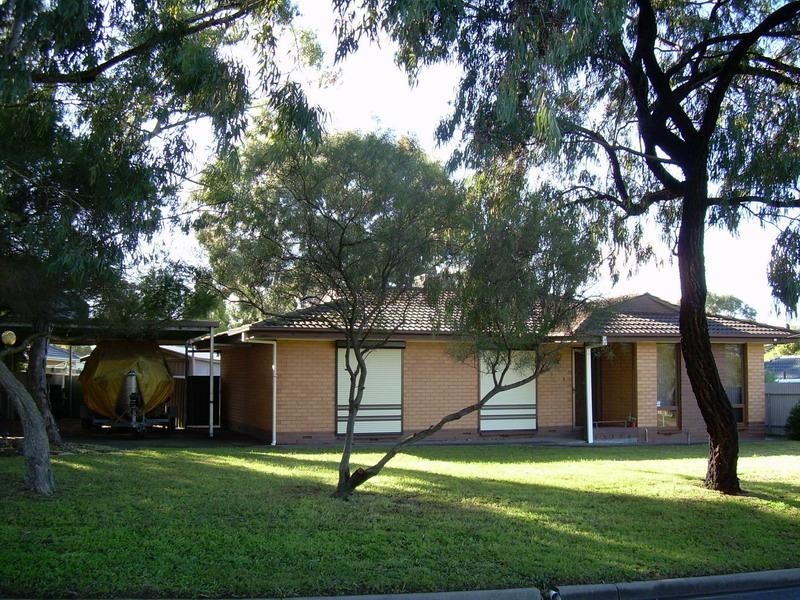 13 FARM DRIVE, Redwood Park SA 5097