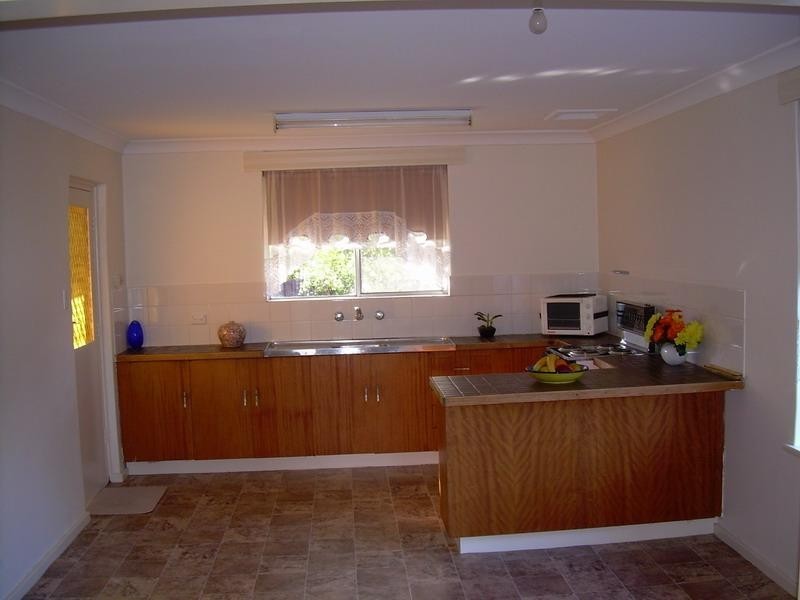 13 FARM DRIVE, Redwood Park SA 5097