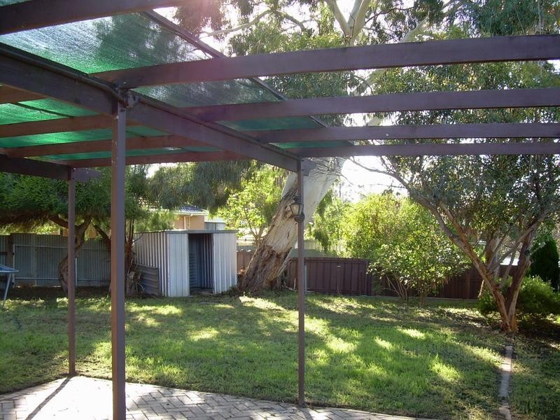 13 FARM DRIVE, Redwood Park SA 5097