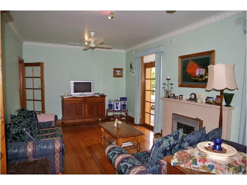 7 HARRIS ROAD, Redwood Park SA 5097