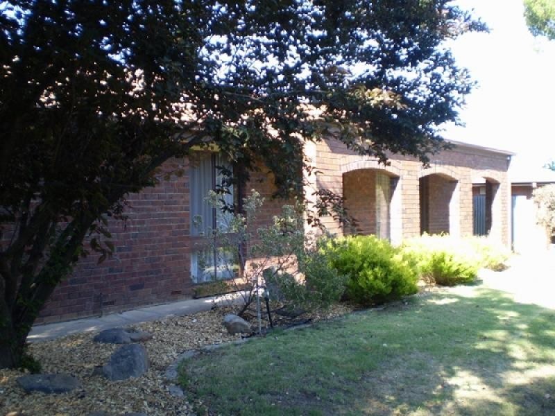 68 GREENWAY DRIVE, Surrey Downs SA 5126