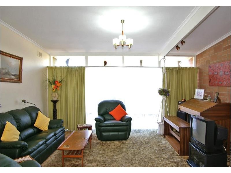 13 GREENSVIEW ROAD, Banksia Park SA 5091