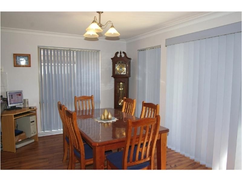 32B WARREN ROAD, Para Hills West SA 5096