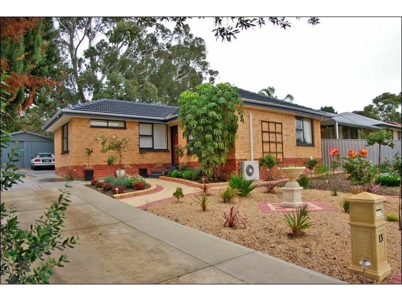13 GLOUCESTER AVENUE, Redwood Park SA 5097