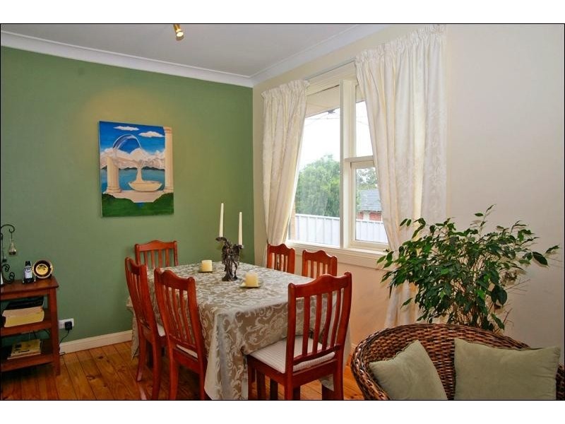 13 GLOUCESTER AVENUE, Redwood Park SA 5097