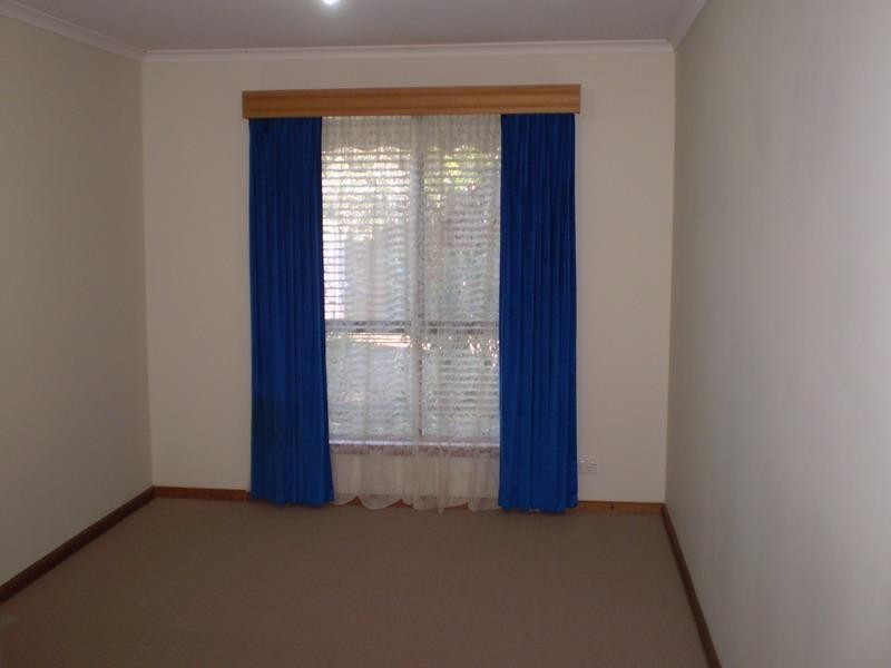 60 Cronulla Drive, Redwood Park SA 5097