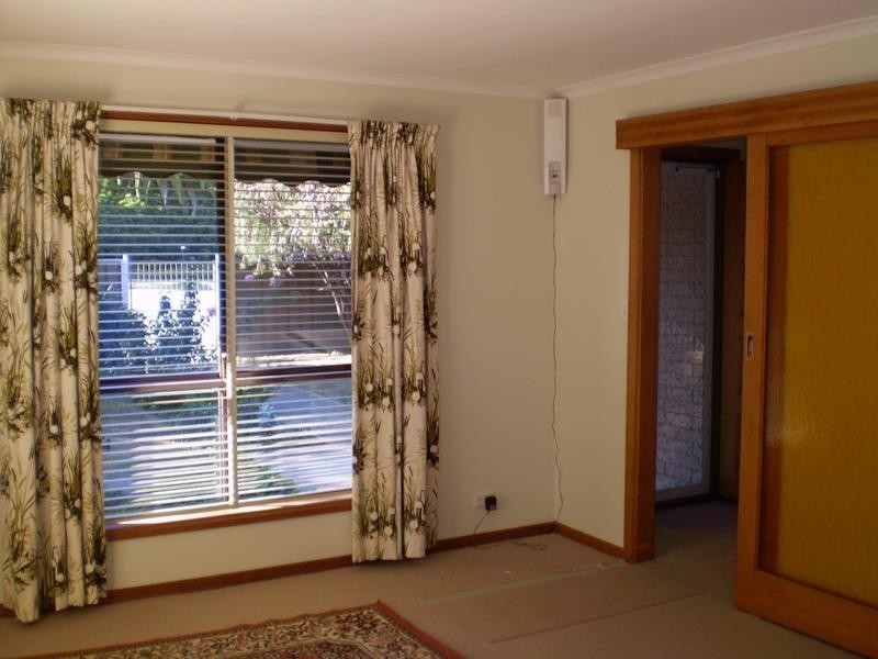 60 Cronulla Drive, Redwood Park SA 5097