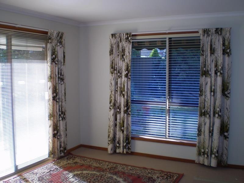 60 Cronulla Drive, Redwood Park SA 5097