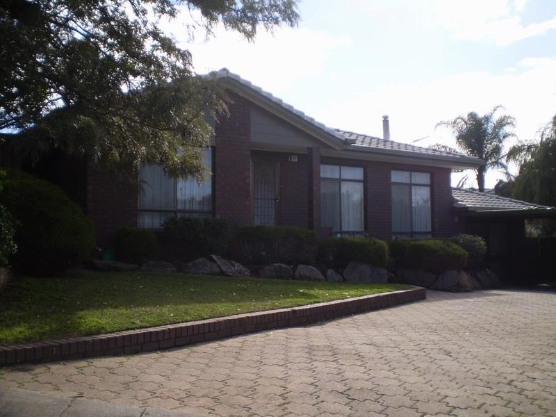 5 Bowhey Court, Redwood Park SA 5097