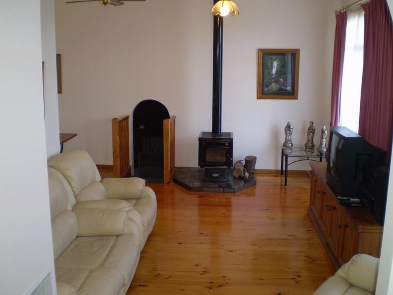 5 Bowhey Court, Redwood Park SA 5097