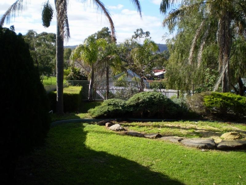 5 Bowhey Court, Redwood Park SA 5097