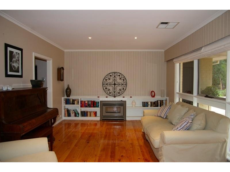 11 CASPAR STREET, Fairview Park SA 5126