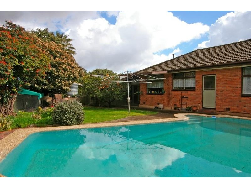 3 Glenere Drive, Modbury SA 5092