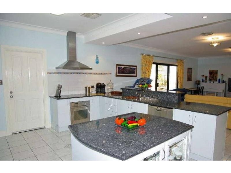 11 Nugent Place, Golden Grove SA 5125