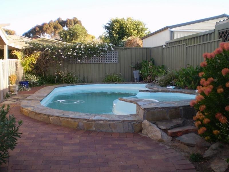 13 Catharina Court, Modbury Heights SA 5092