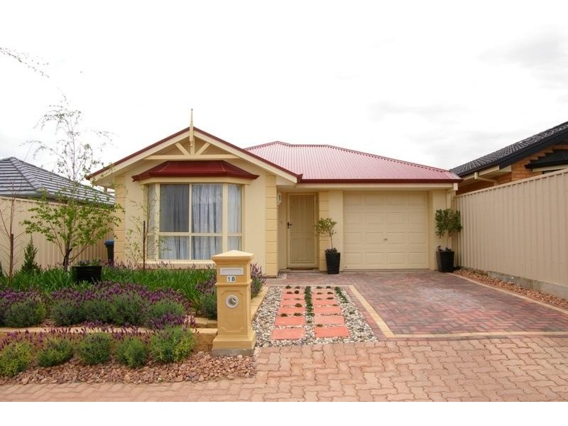 18 McKinlay Crescent, Gilles Plains SA 5086