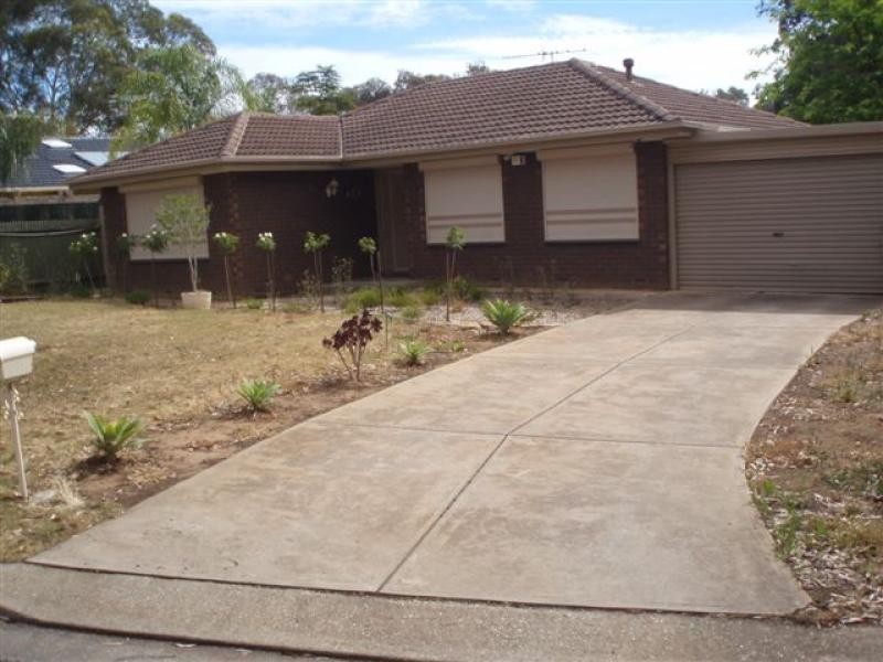 2 Valiant Court, Salisbury Heights SA 5109