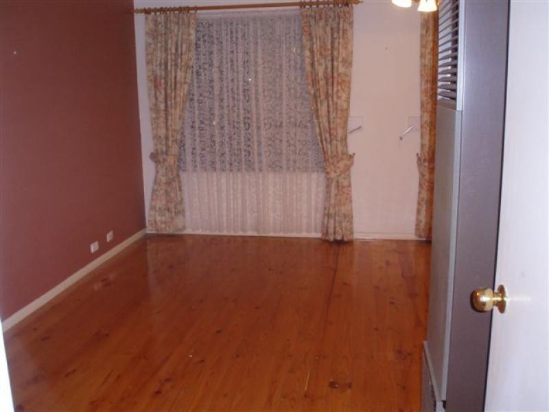 2 Valiant Court, Salisbury Heights SA 5109