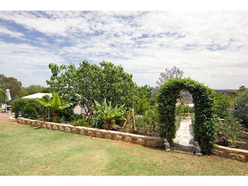 22 Annesley Close, Salisbury Heights SA 5109