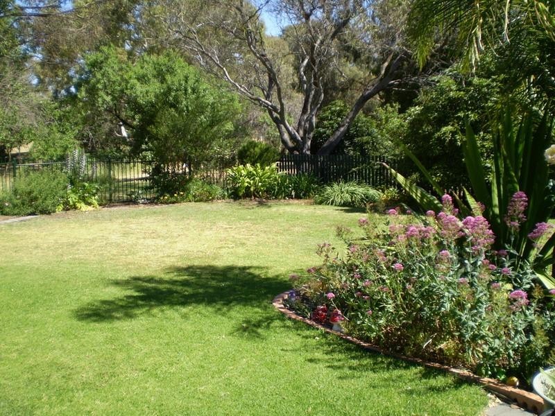 Unit 10/29 Greenfinch Court, Wynn Vale SA 5127