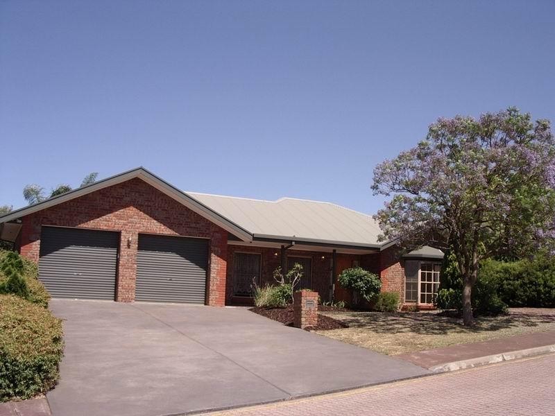 25 Tongariro Street, Greenwith SA 5125