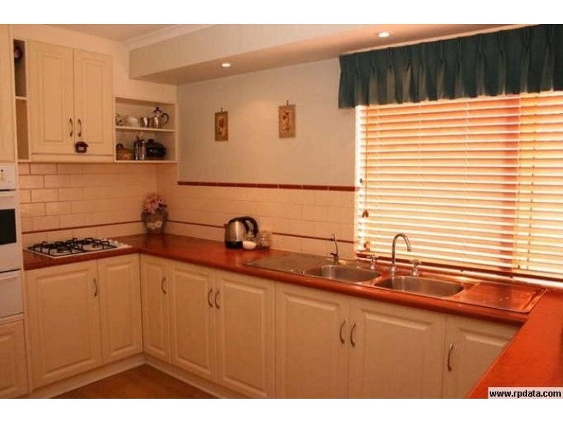 11 Dunbarton Crescent, Greenwith SA 5125