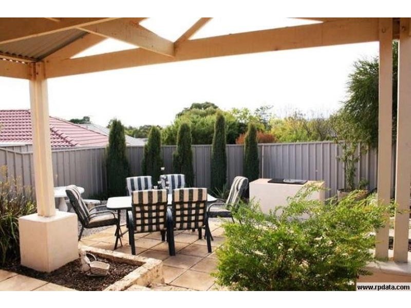 11 Dunbarton Crescent, Greenwith SA 5125