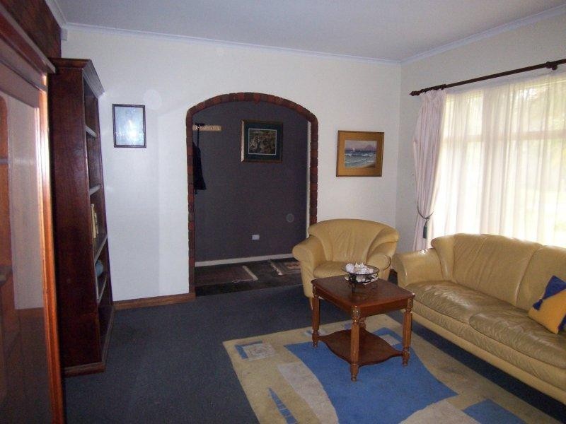 18 Oleander Drive, Banksia Park SA 5091