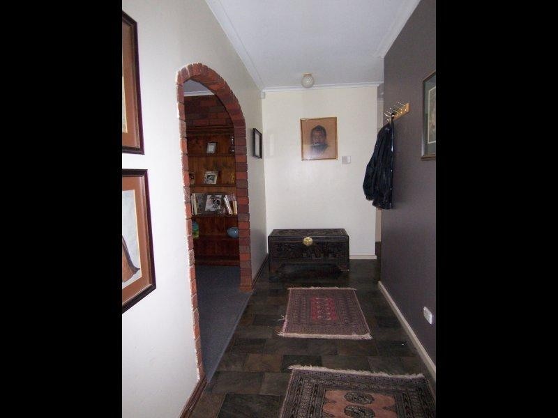 18 Oleander Drive, Banksia Park SA 5091