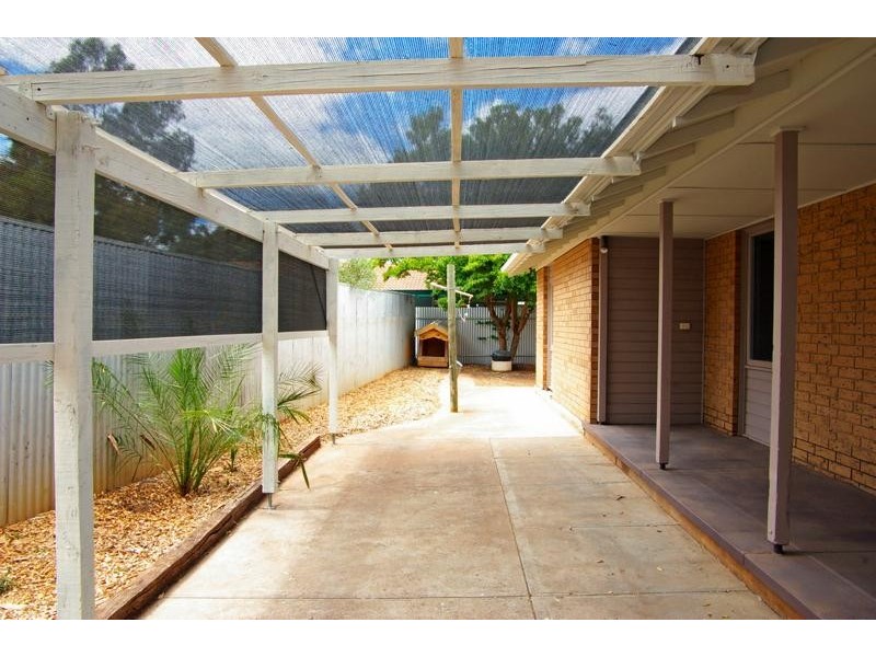 40 Woodcock Crescent, Para Hills West SA 5096