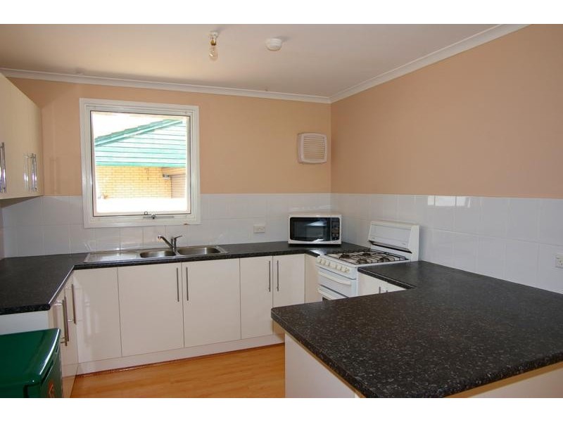 40 Woodcock Crescent, Para Hills West SA 5096
