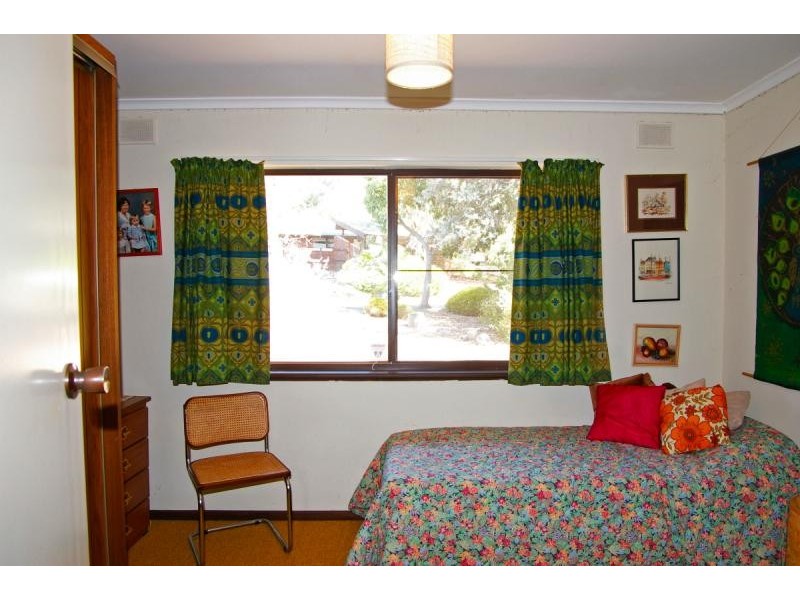 16 Mintanta Drive, Banksia Park SA 5091