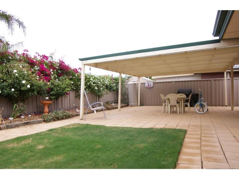 8 Temple Court, Oakden SA 5086
